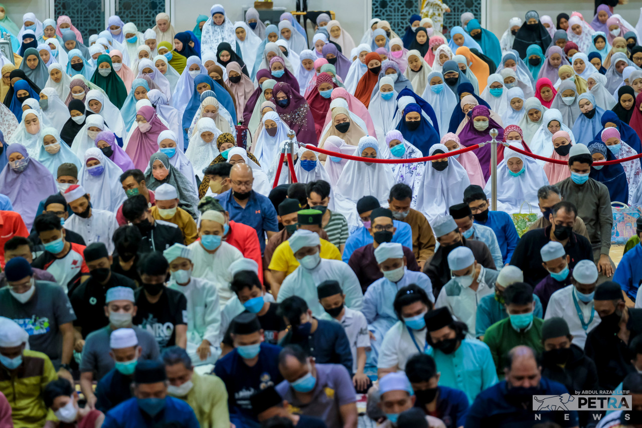Gambar Hiasan, Abdul Razak Latif