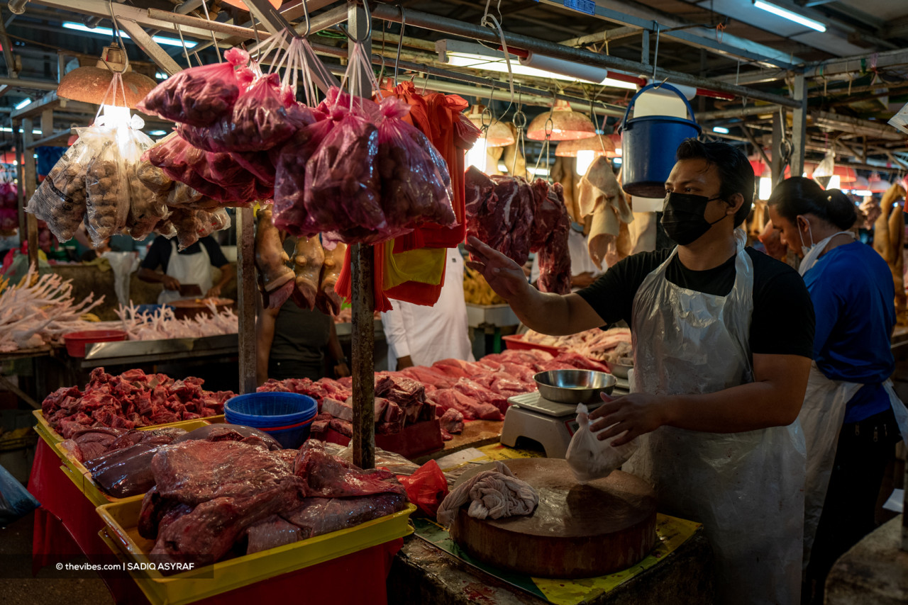 DOSM berkata inflasi teras mengukur perubahan dalam harga barang dan perkhidmatan, tidak termasuk makanan segar yang harganya tidak menentu serta harga barangan kawalan oleh kerajaan. - Gambar fail