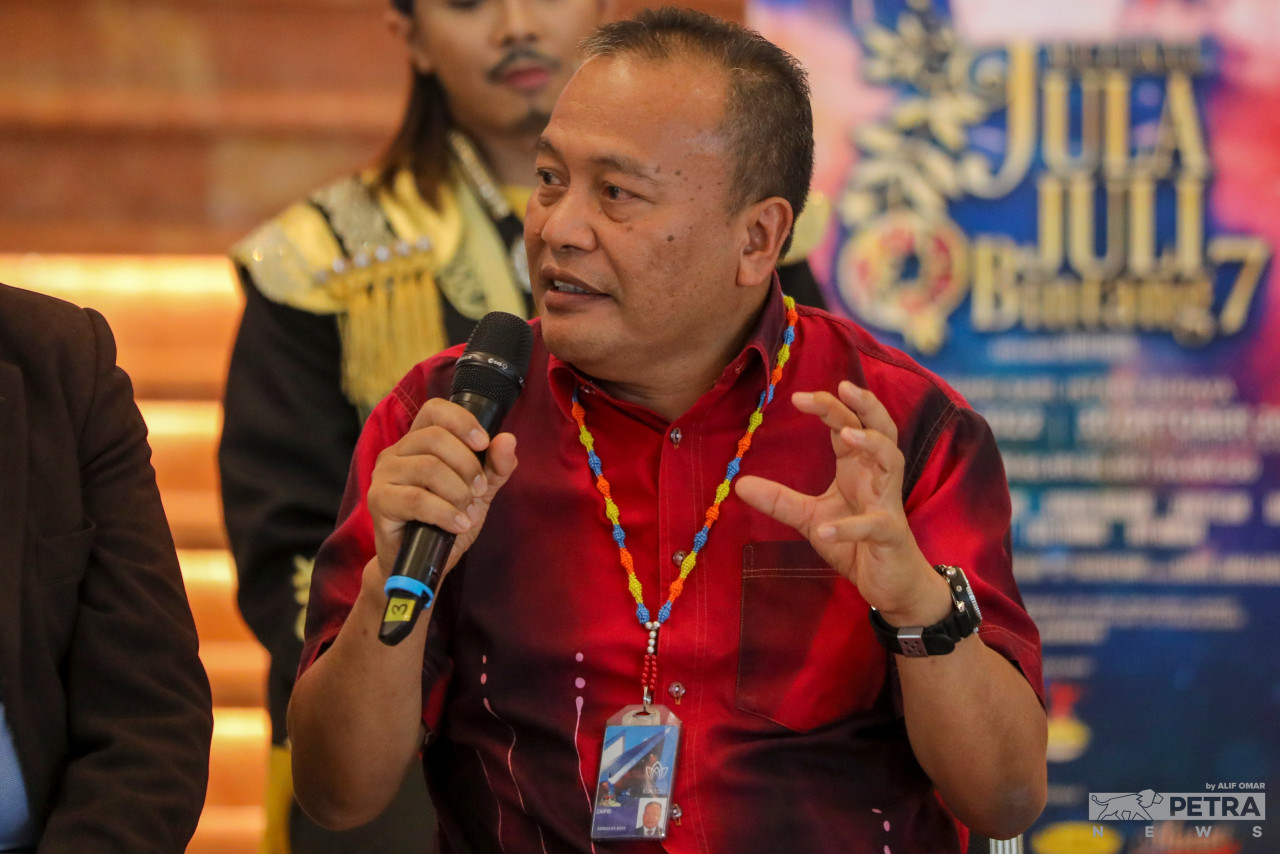 Zaifri Husin - Gambar Alif Omar
