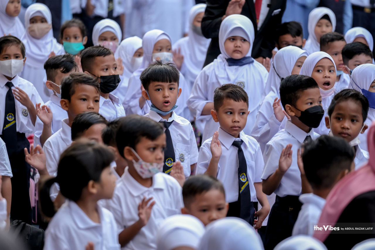 Hari pertama sesi persekolahan bagi Kumpulan B 2023/2024 bermula hari ini namun sesi akademik hanya akan bermula minggu depan..