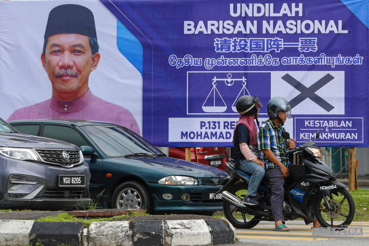 Mohamad bertanding bagi kerusi Parlimen buat pertama kali, setelah 25 tahun menceburi arena politik tanah air.