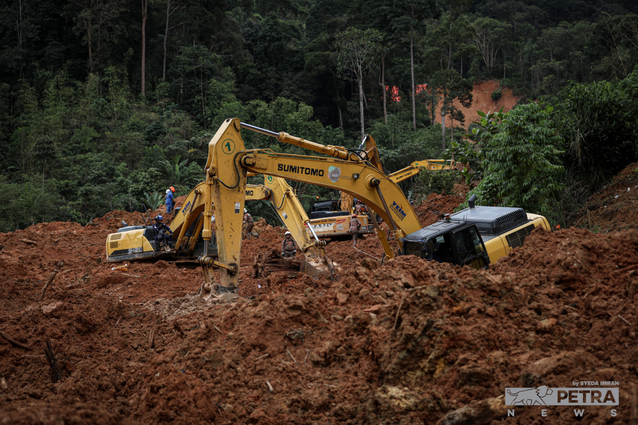 Operasi SAR diteruskan 8 pagi ini dengan fokus kawasan Sektor A dan C serta kawasan sekitar yang belum digali.