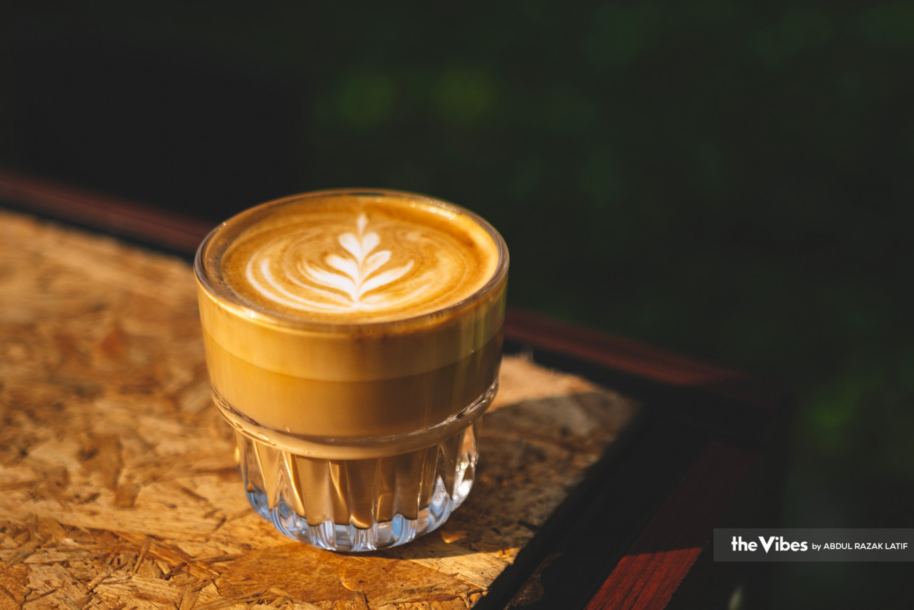 Caffe Latte antara minuman yang wajib dicuba pada Festival Kopi Kemaman di Resort World Kijal, Kemaman, Terengganu