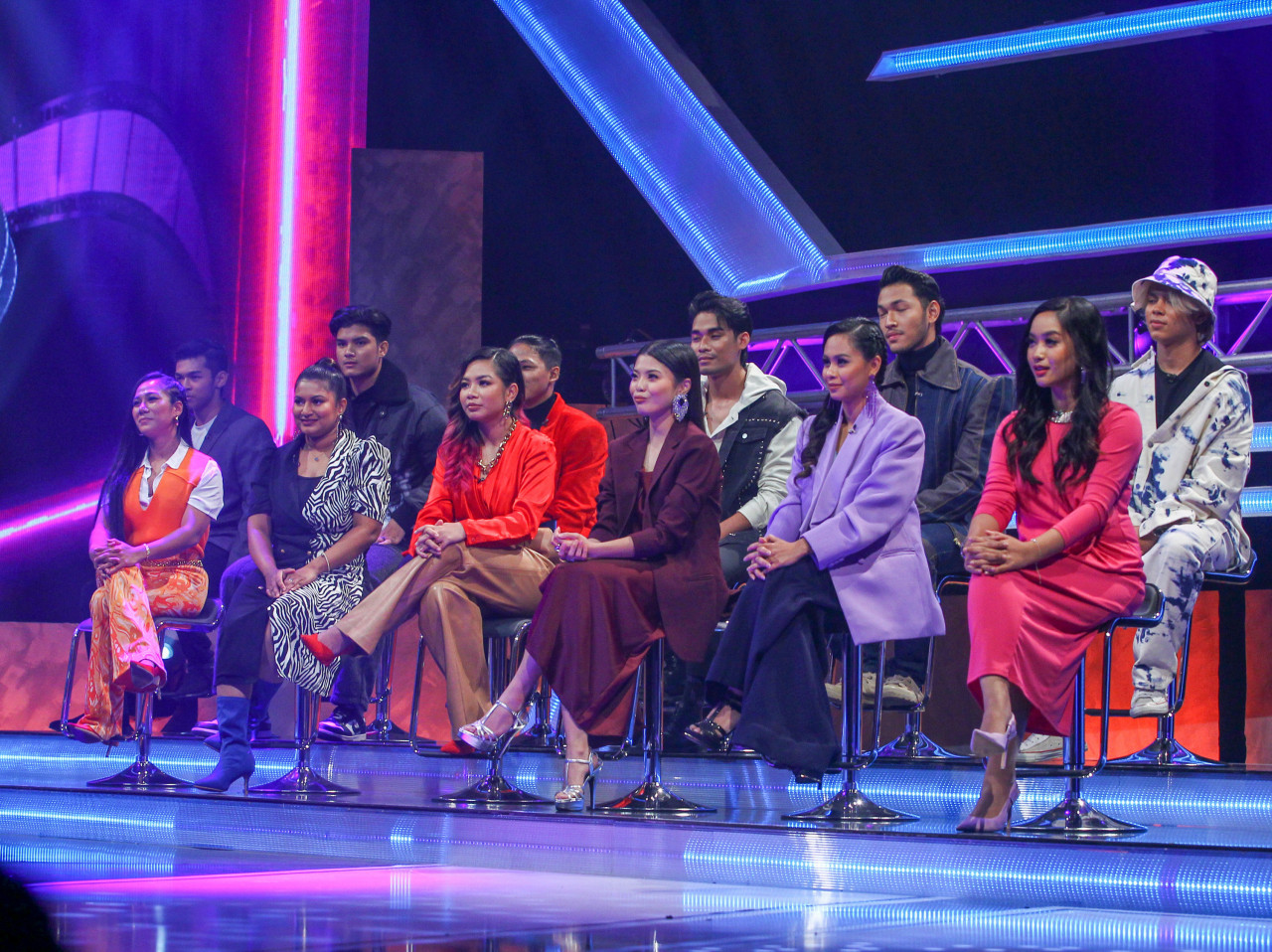 12 peserta Fit For Action - Gambar ihsan Media Prima