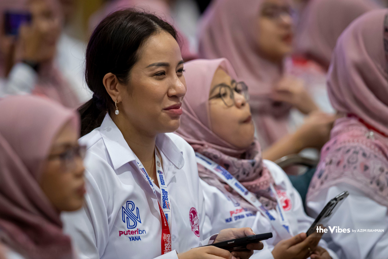 Anak bekas Perdana Menteri, Nooryana Najwa Najib turut hadir pada Konvensyen Nasional Kerajaan Perpaduan.