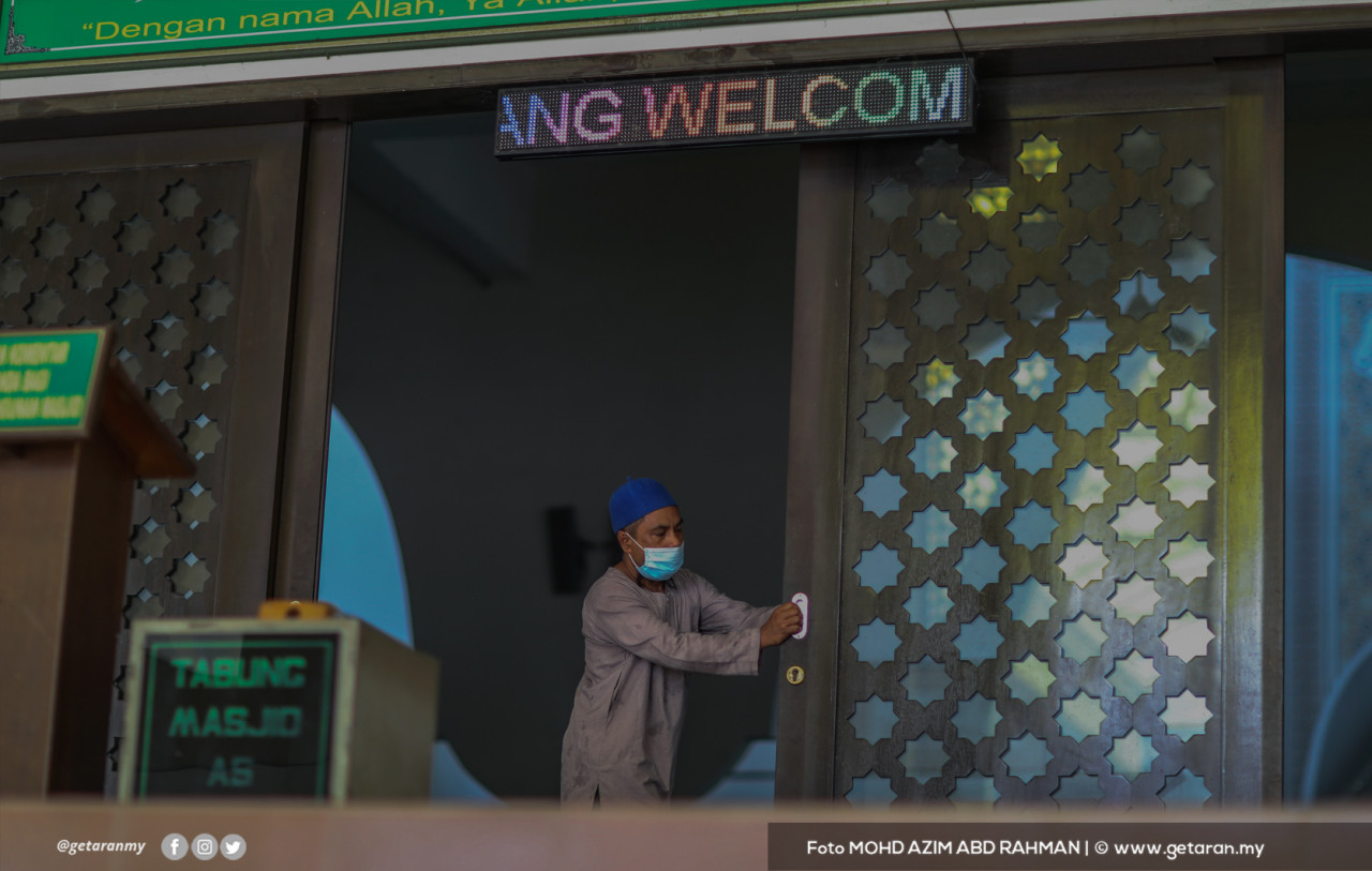 Syamsul Maarif, 49 tahun. 11 tahun berkhidmat sebagai Siak di Masjid As-Salam, Puchong Perdana