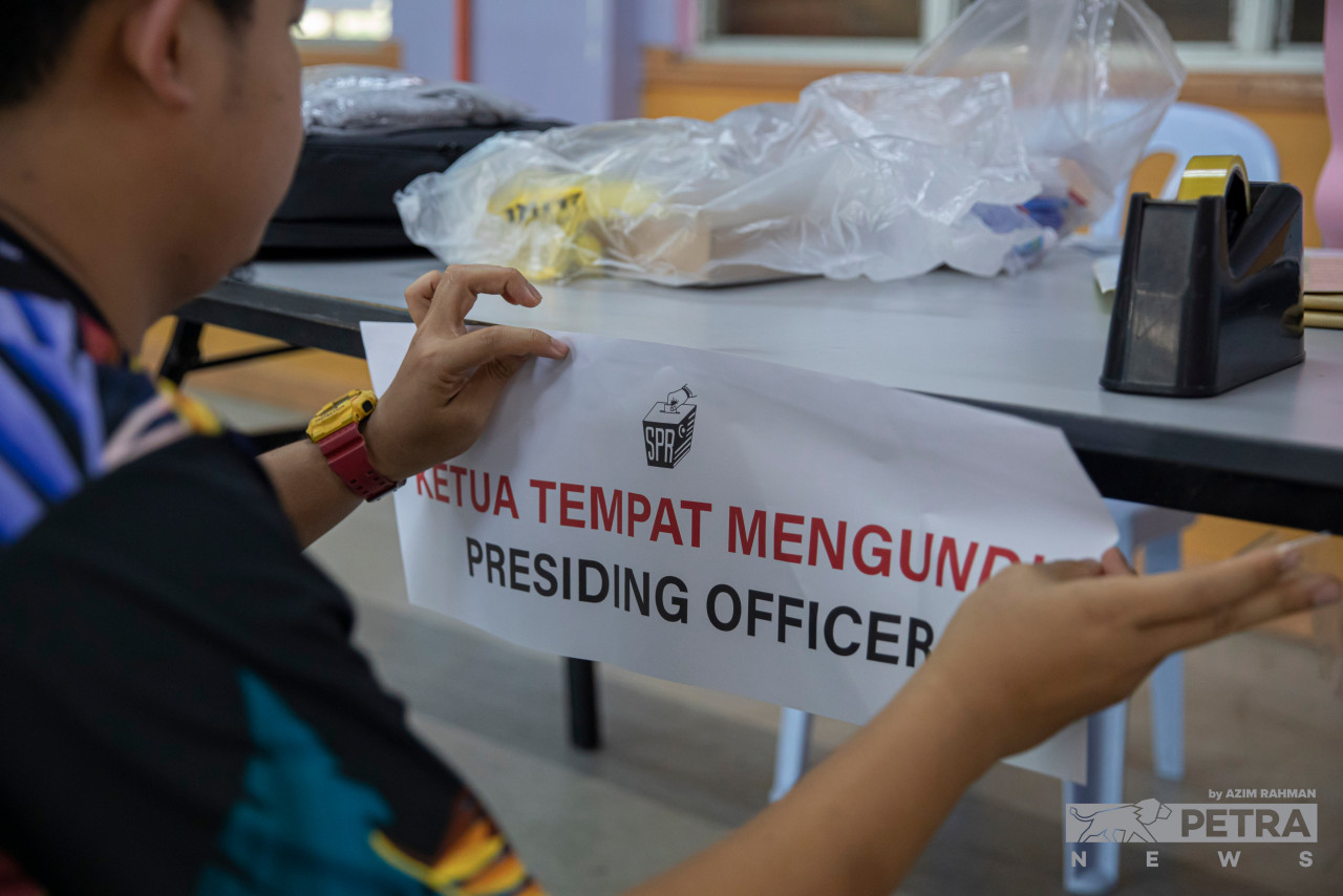 PRU-15 melibatkan 222 kerusi Parlimen dan 116 kerusi Dewan Undangan Negeri (DUN).
