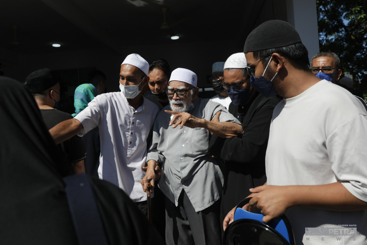 Bapa Allahyarham Adibah Noor, Mohamed Omar Zainal Abidin - Gambar Sairien Nafis