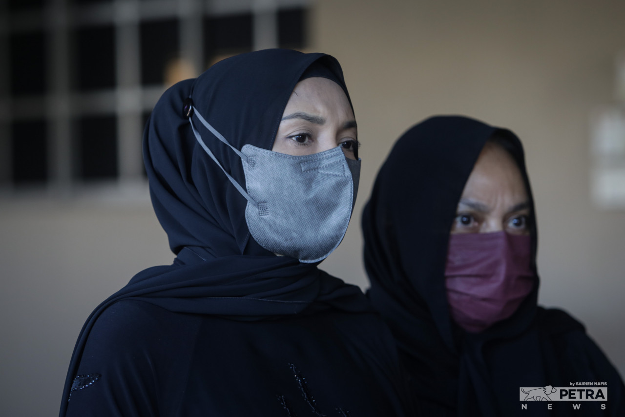 Ziana Zain dan Datin Marlia Musa - Gambar Sairien Nafis