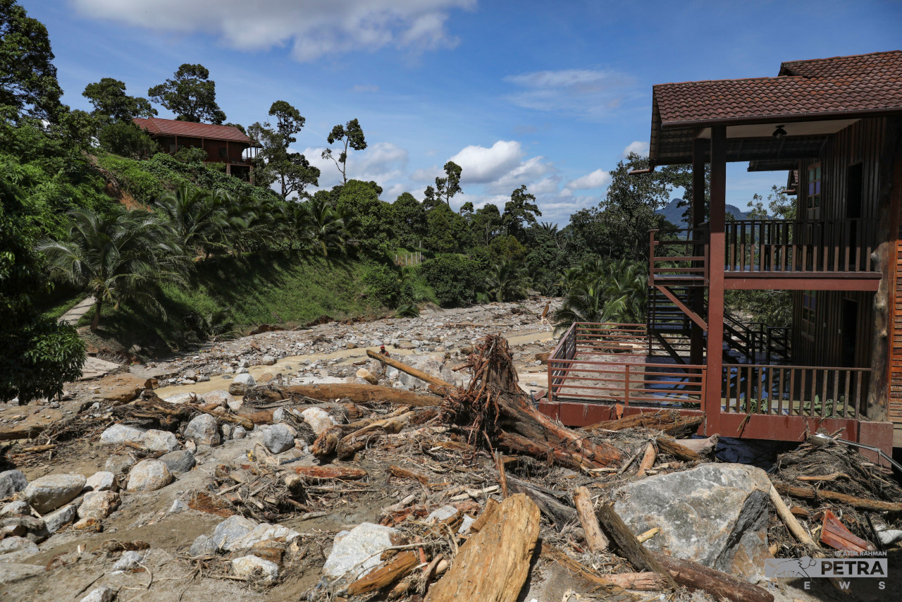 Keadaan selepas banjir yang melanda Bentong. - Gambar Azim Abd Rahman