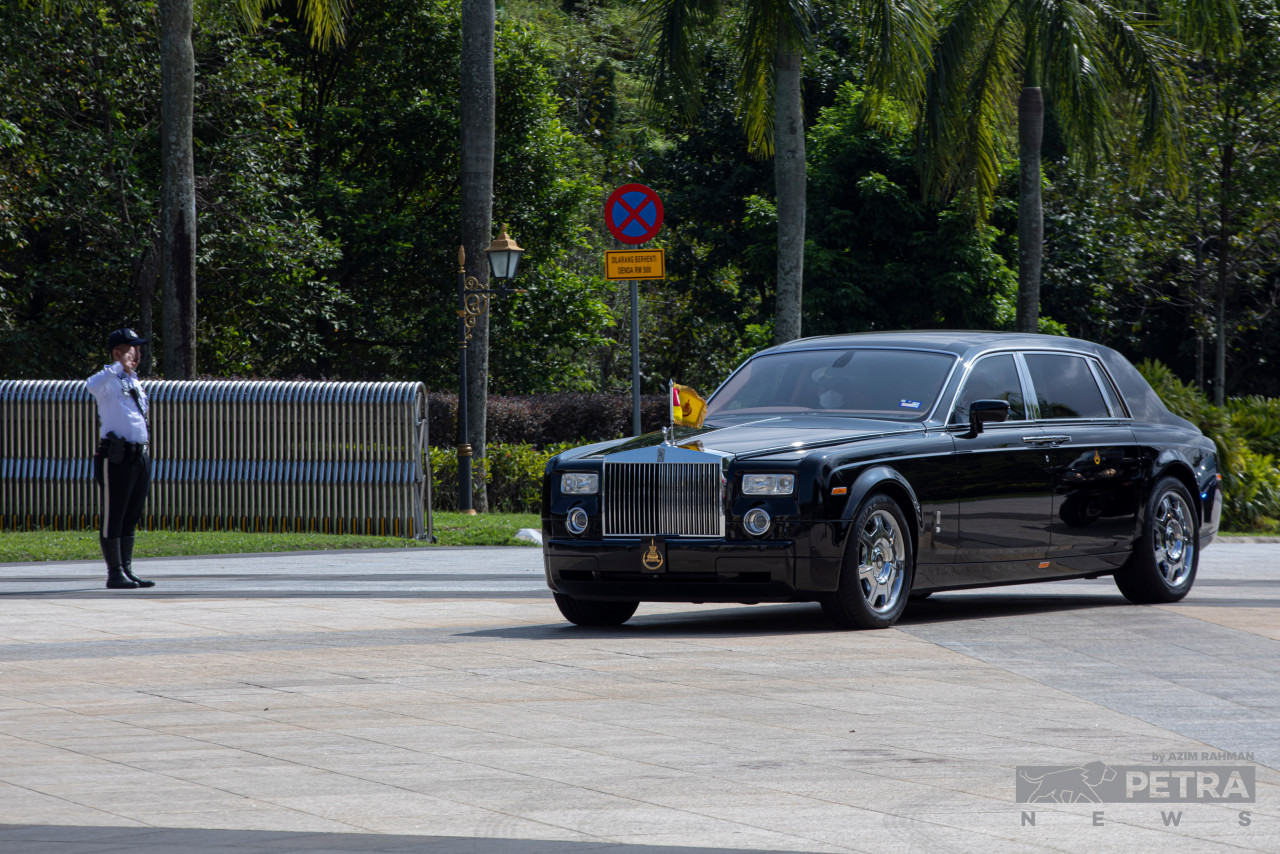 Ketibaan Sultan Selangor ke Istana Negara.