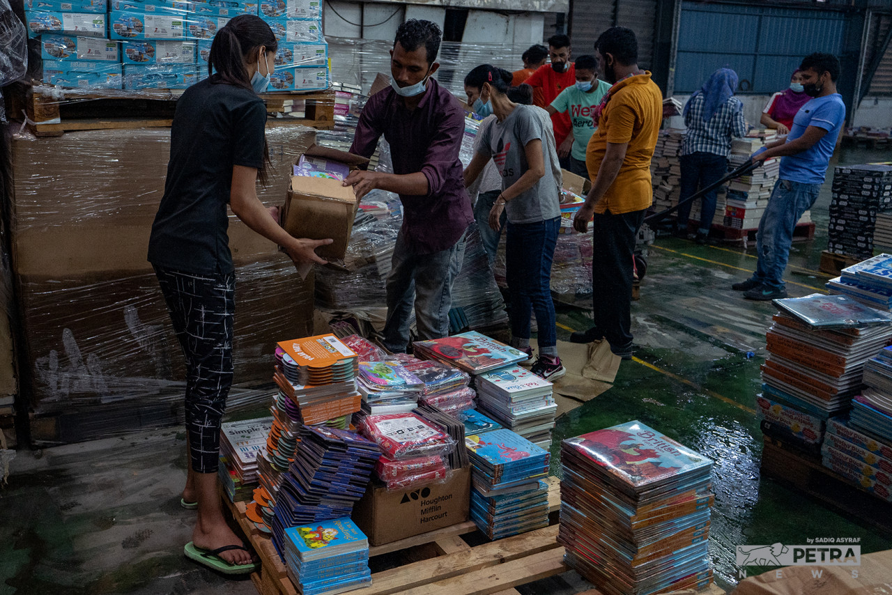 Halangan utama ialah bekalan elektrik, yang masih belum pulih sepenuhnya. - Gambar Sadiq Asyraf