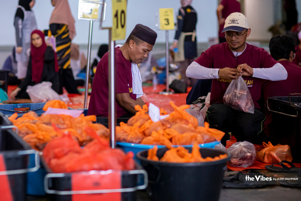  Ibadah korban adalah sunah muakkadah (sangat dianjurkan) bagi yang mampu melaksanakannya.