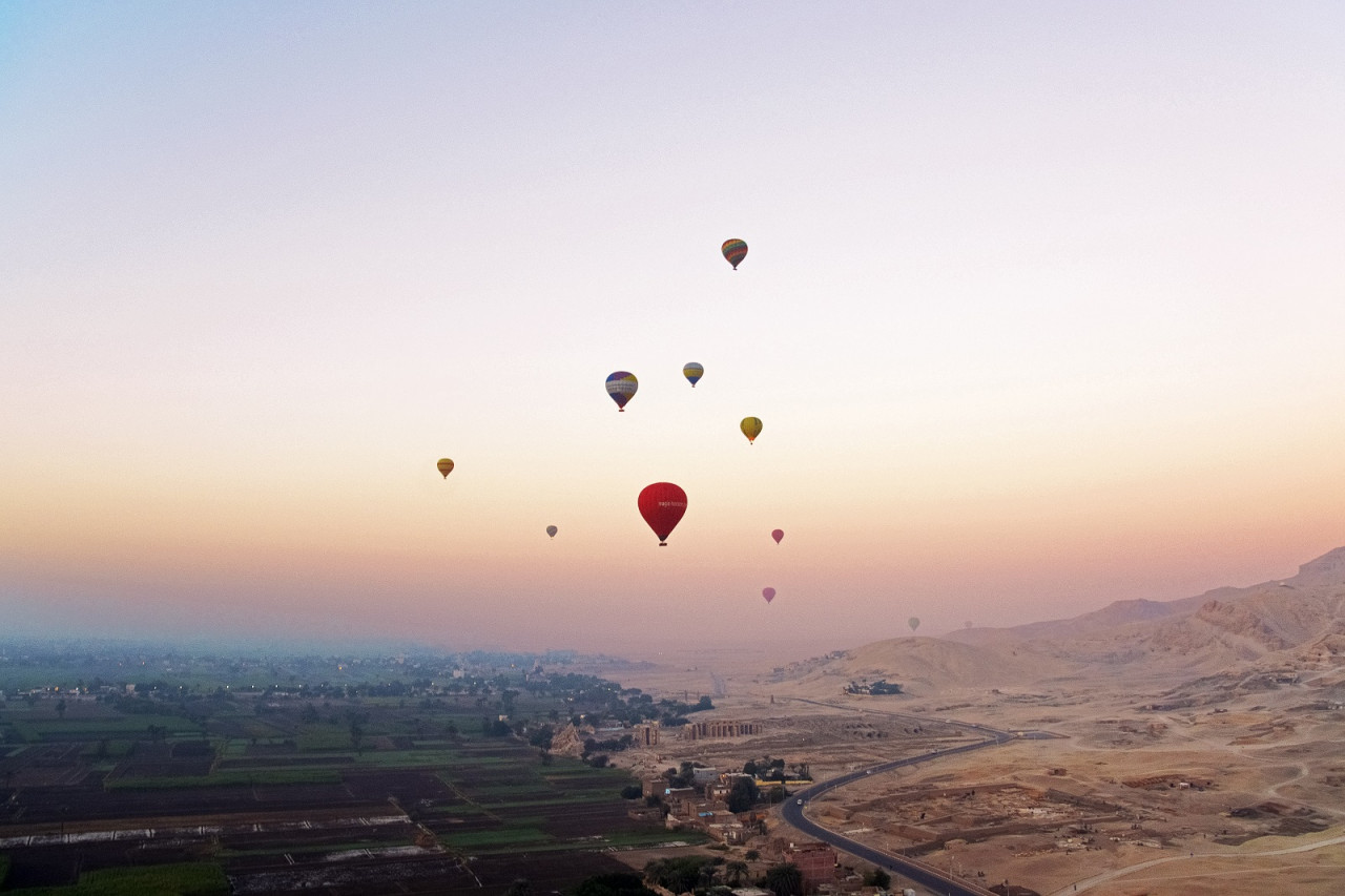Belon panas di Luxor, Mesir