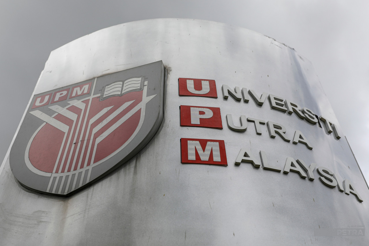 Seramai  3,553  pelajar baharu termasuk 392 pelajar antarabangsa mendaftar di Universiti Putra Malaysia hari ini untuk program sarjana muda