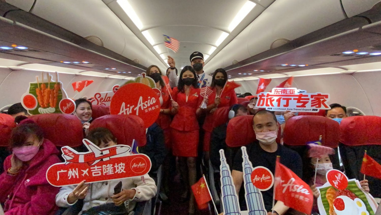 Gambar ihsan AirAsia