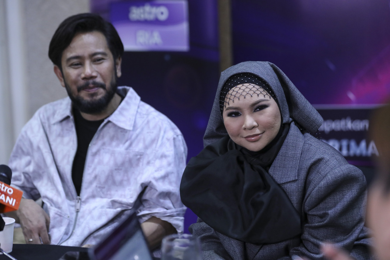 Ajai dan Aina Abdul - Gambar Astro/AzrulRafie