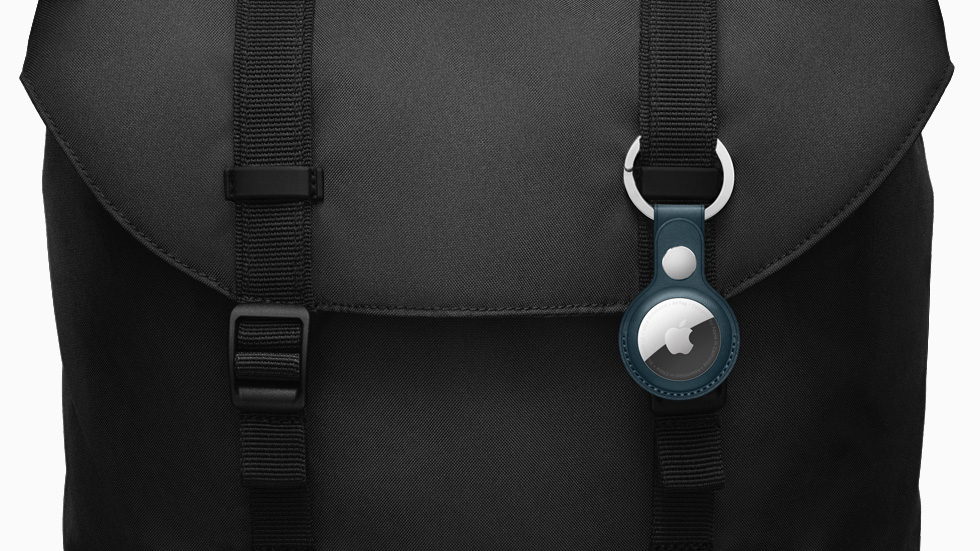 Antara aksesori Apple Air Tag yang terdapat di pasaran. - Gambar Apple