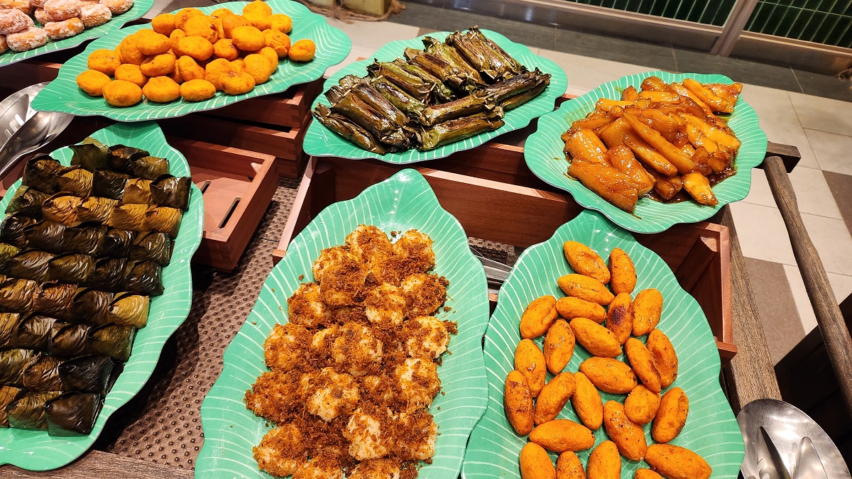 Antara pilihan kuih yang disediakan - Gambar oleh Rahayu MN
