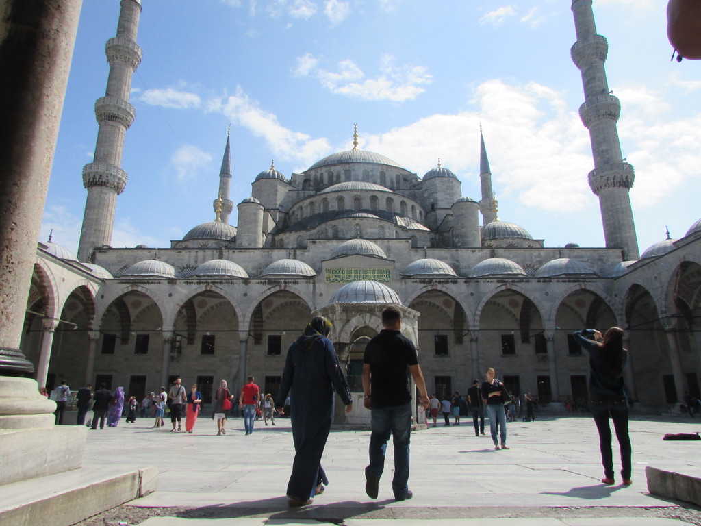 Masjid Biru
