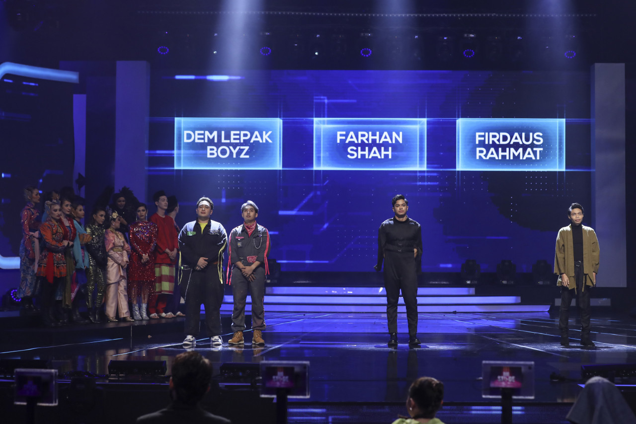 Selain Dem Lepak Boyz dan Farhan Shah, seorang lagi peserta iaitu Firdaus Rahmat turut berada di kedudukan tiga terbawah. - Gambar Astro/AzrulRafie