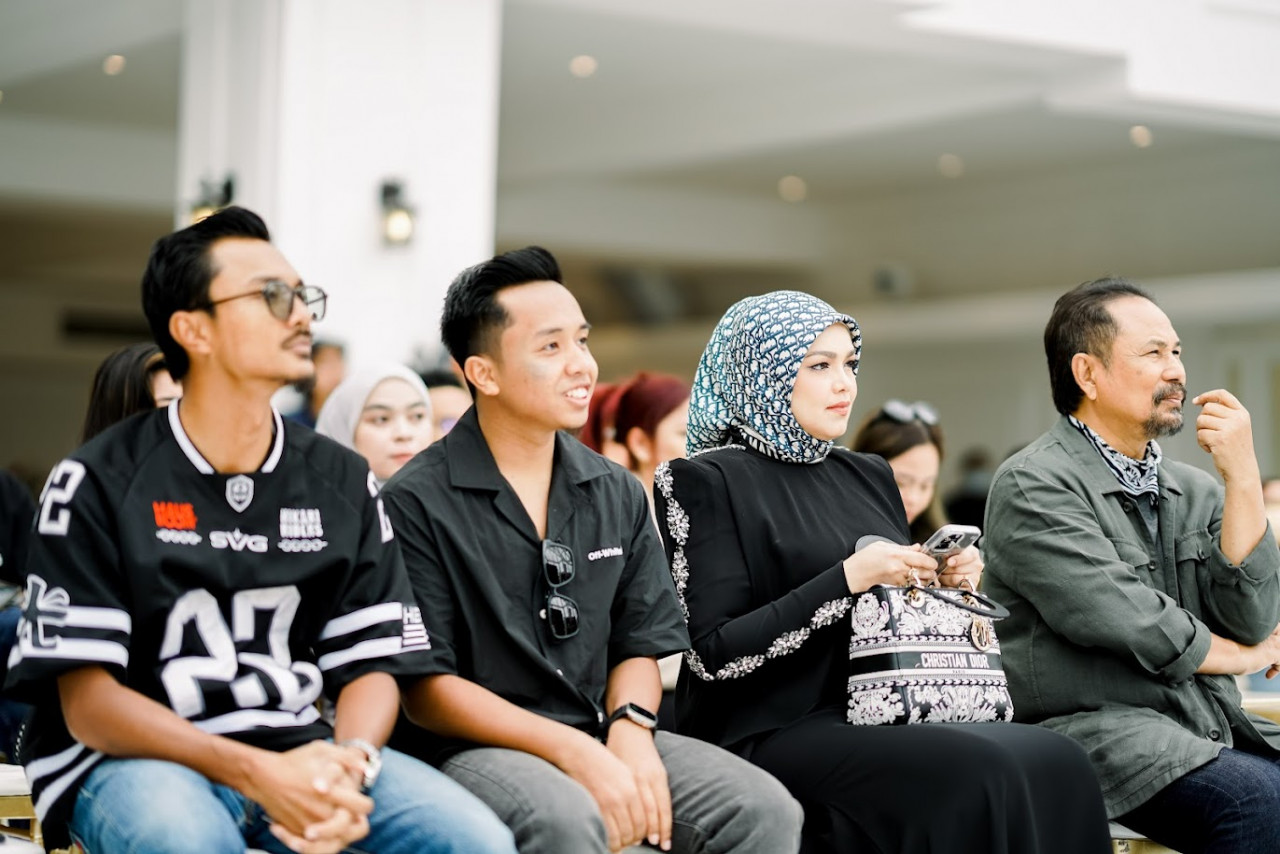 Konsert ini mensasarkan 9,000 keping jualan tiket.