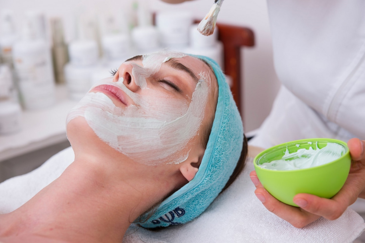 Rawatan Swiss Perfection RS-28 Cellular direka untuk menyediakan pembaikan intensif kerosakan kulit dalam dan menawarkan penyelesaian kulit yang optimum.