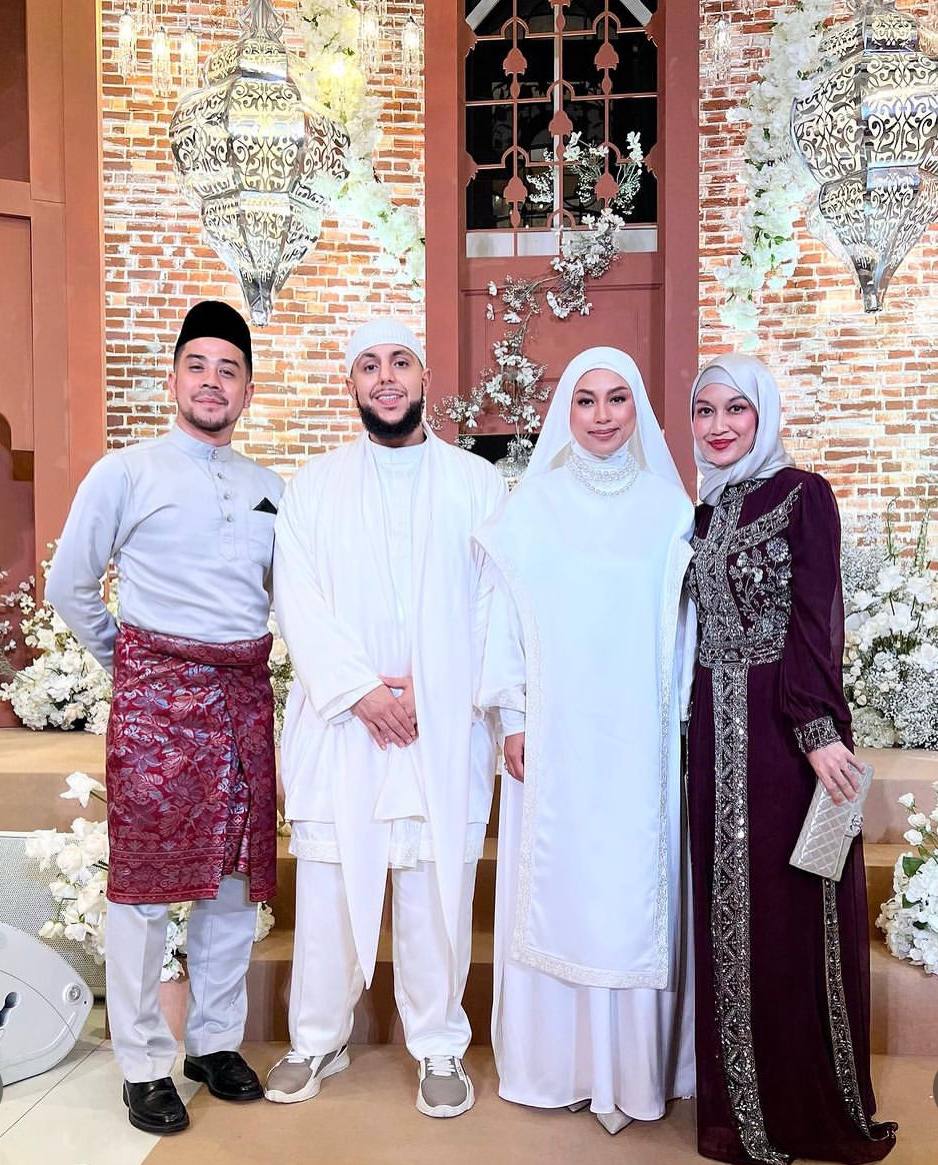 - gambar Instagram @shafiradalina