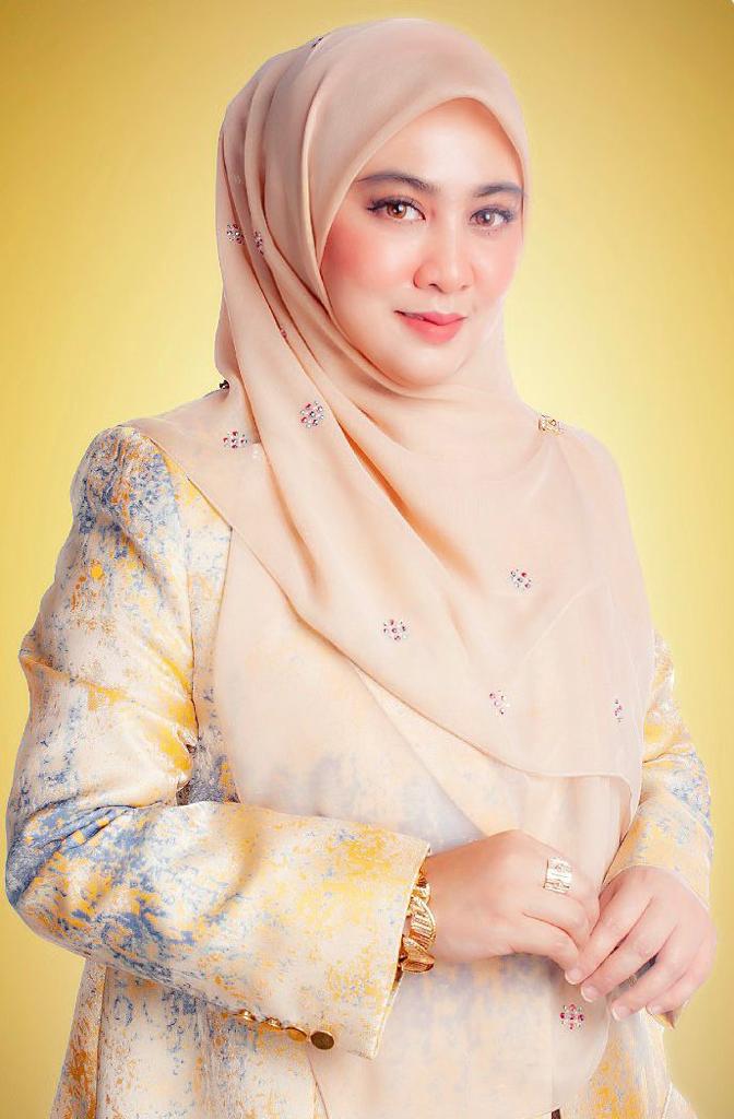 Ketua Pegawai Eksekutif, pengasas produk kecantikan Charms, Nur Bashirah Hussin