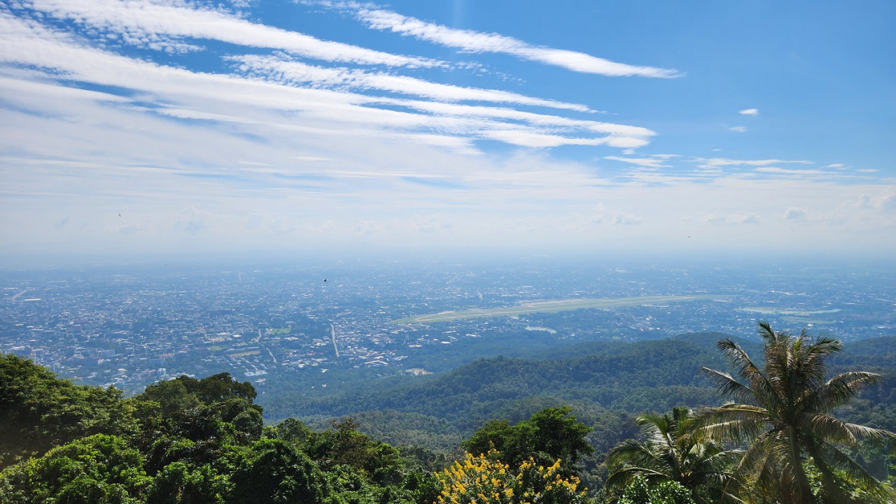 Pemandangan dari Doi Suthep - Gambar oleh Rahayu MN