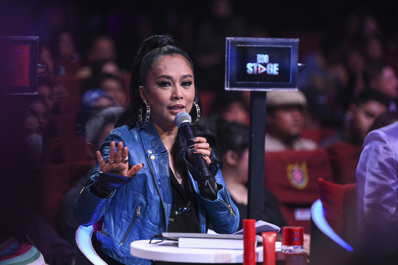 Syafinaz ketika bertugas sebagai juri di Big Stage. - Astro/AzrulRafie