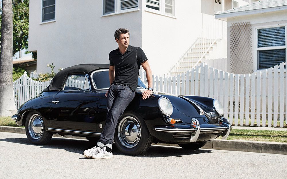 Patrick Dempsey bersama salah satu koleksi keretanya.