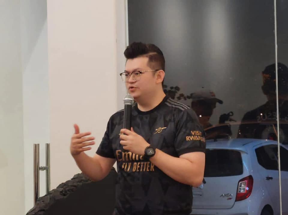 Dr Kelvin Yii Lee Wuen - Gambar dari Facebook