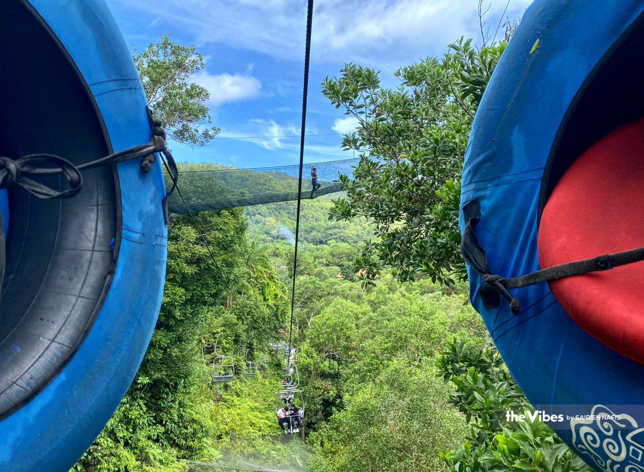  Zip Coaster sejauh 1,135 km ini semenangnya mencabar kekuatan fizikal dan minda anda.