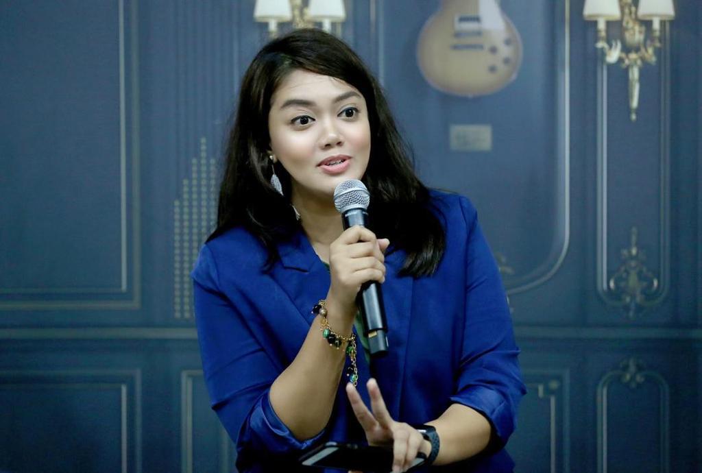 Emarina Kamal - Gambar fail