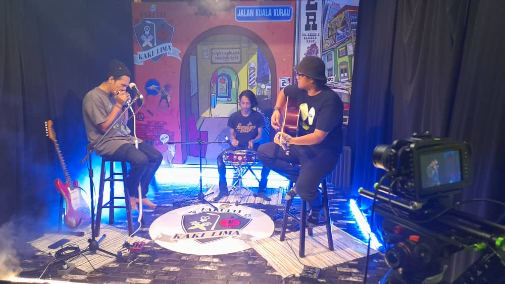 Zip Zieller - Gambar Fakulti Kaki Lima