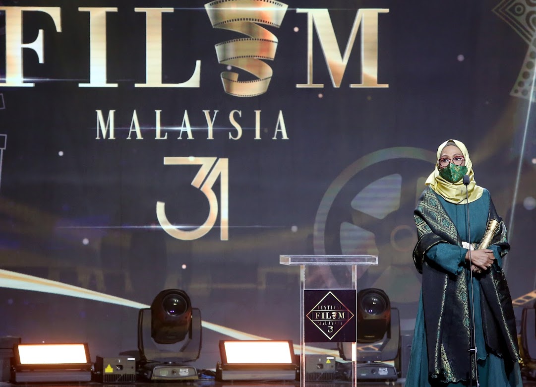 Anugerah Karyawan Sepanjang Zaman - Hajah Fauziah Nawi