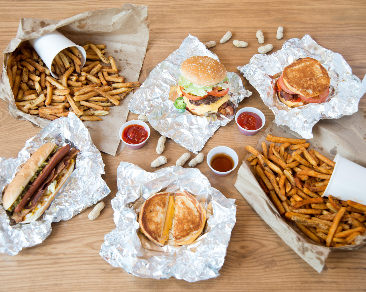 Aneka pilihan rasa Five Guys - Gambar ihsan Five Guys
