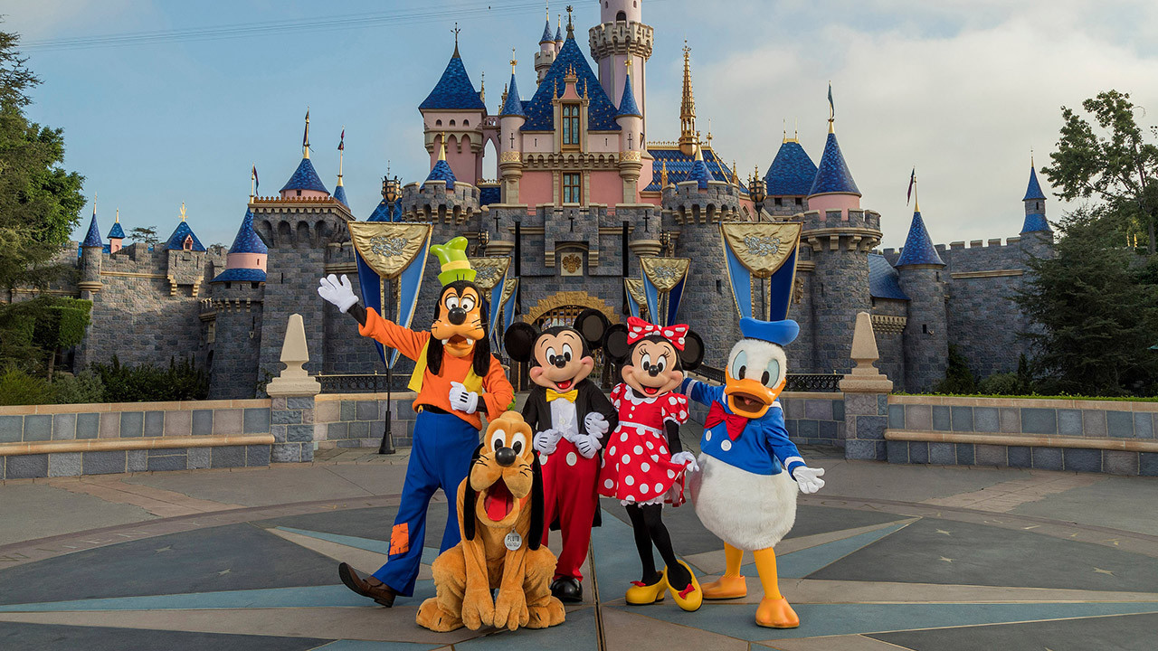 Gambar: Joshua Sudock, Laman Web Disneyland Resort