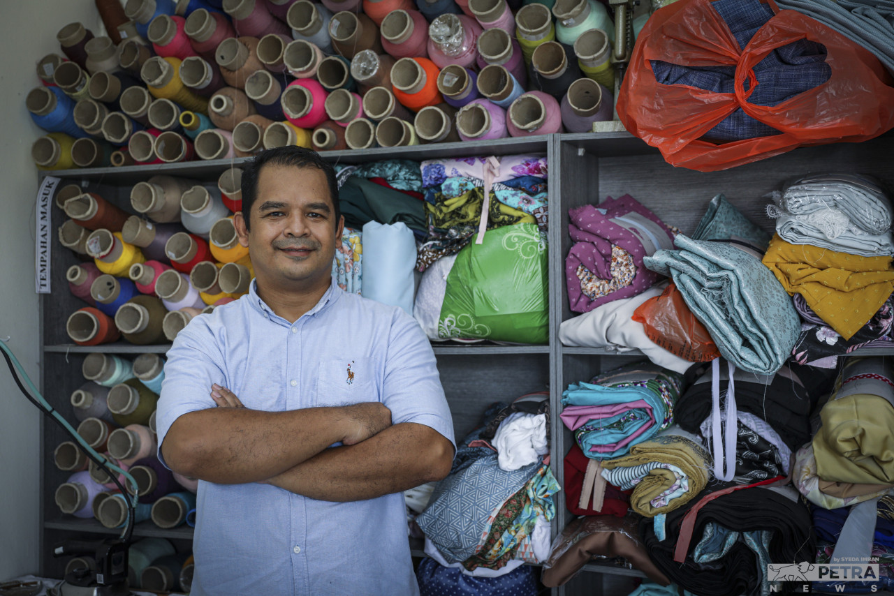 Fauzi Aziz, pemilik Norazura Tailor