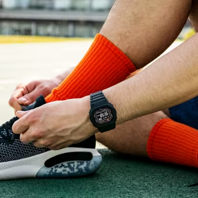 Jam ini menggunakan sistem algoritma Polar Electro Oy yang mampu memberikan analisis terhadap latihan dan corak tidur pemakai berdasarkan data yang diperoleh.