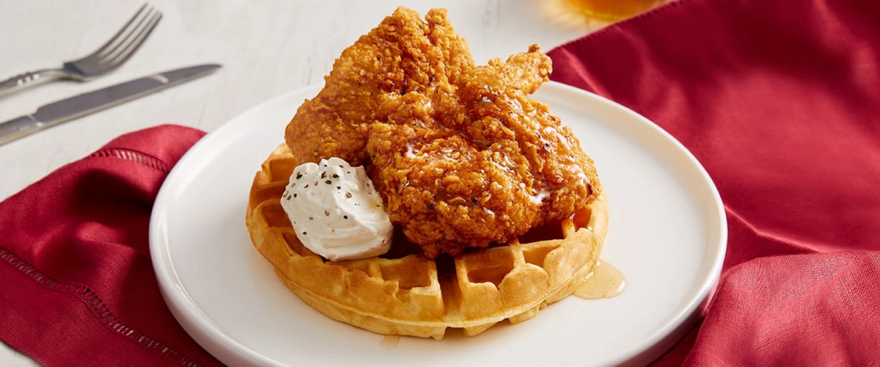 Ayam Pedas dan Wafel Bersama Krim Putar - Gambar ihsan Tyson Foods Malaysia