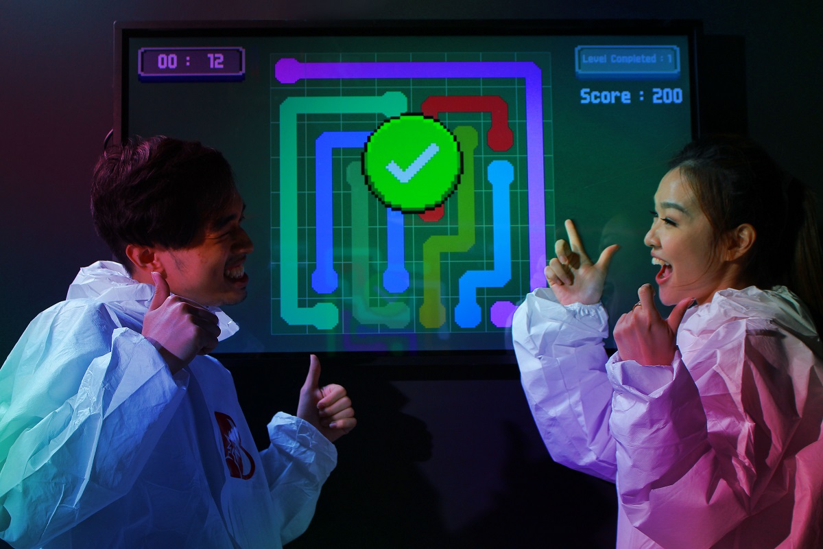 Konsep permainan Bomb Battle dipelopori oleh usahawan Datin Sheehan Tee dan pengasas bersamanya Tai Lee Chuen.