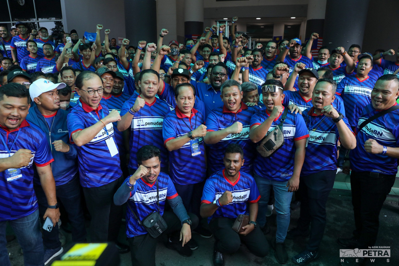 Jentera Barisan Nasional dilancarkan di Stadium Titiwangsa, hari ini. - Gambar Azim Rahman