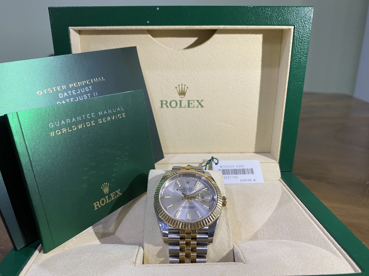 Jam Rolex pemberian Raja Salman kepada Zulkifli. - gambar Datuk Seri Dr Zulkifli Mohamad Al Bakri