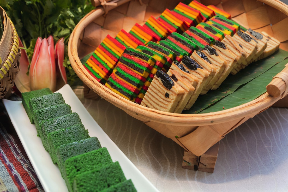 Kek lapis dan kek lumut
