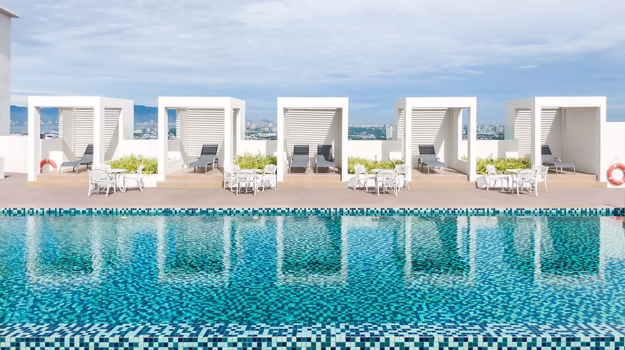 Kolam renang anta permana Sky Residence Prai by The Ascott