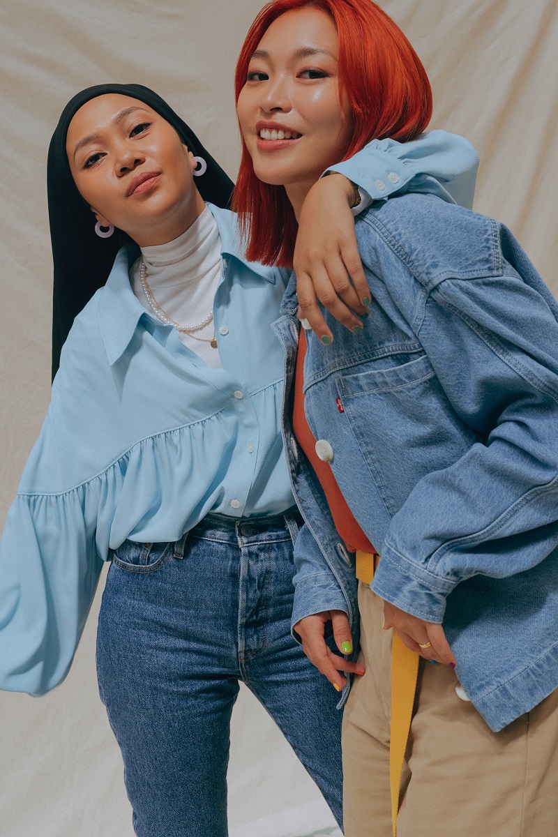 Gaya Levi's Ramadan untuk wanita. - Gambar Levi's