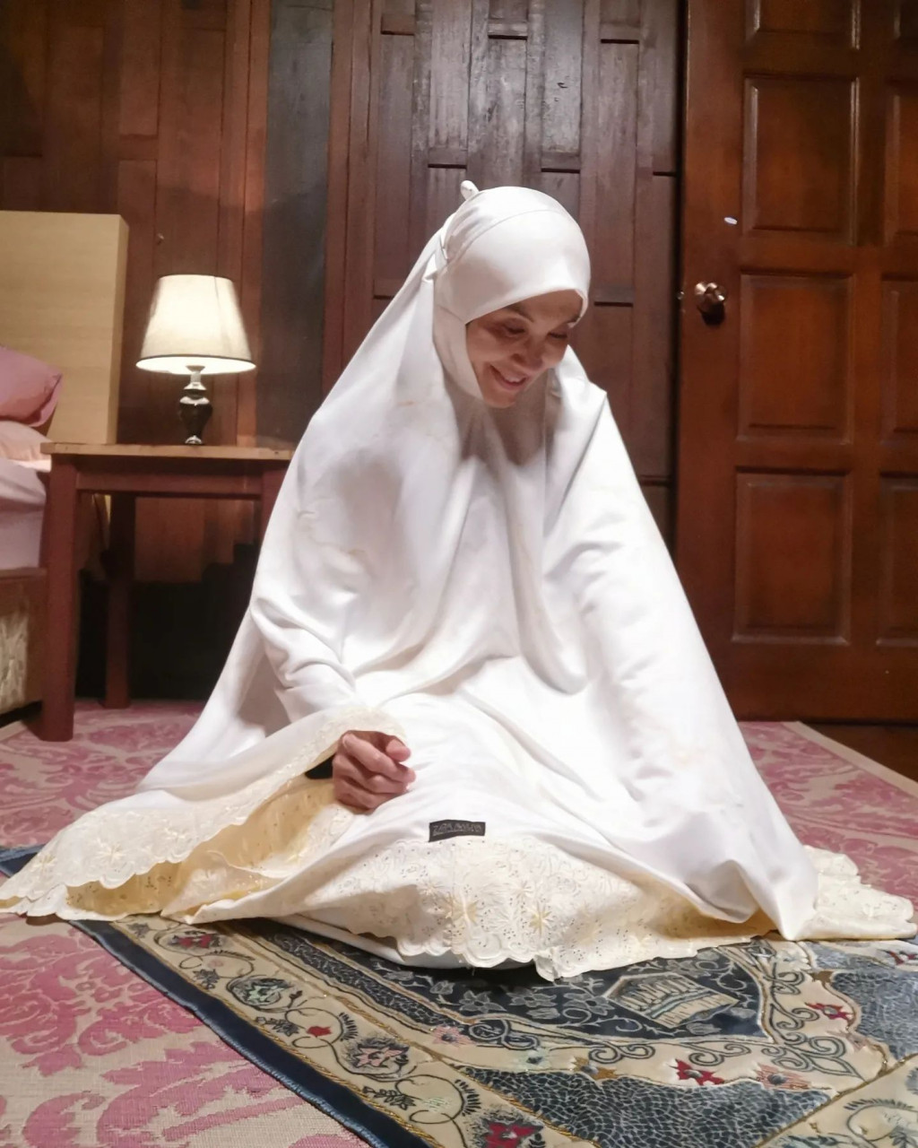 Lisdawati berkata dia juga banyak bertanya dengan kenalan yang pernah menunaikan haji bagi mendapatkan gambaran dan nasihat dalam menjalani ibadat itu.