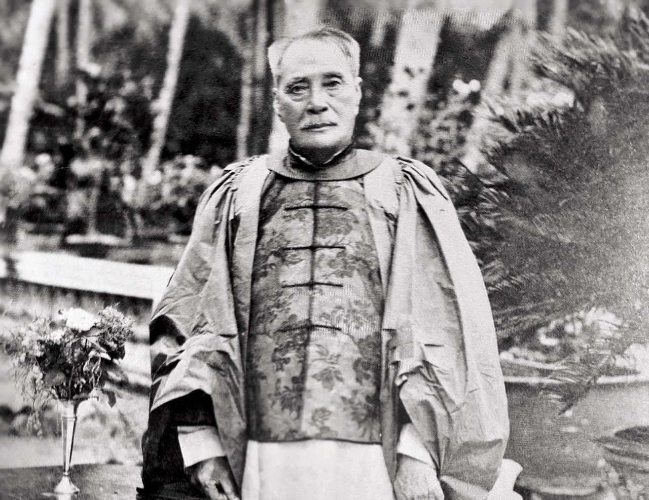 Loke Yew - Gambar dari Wikipedia